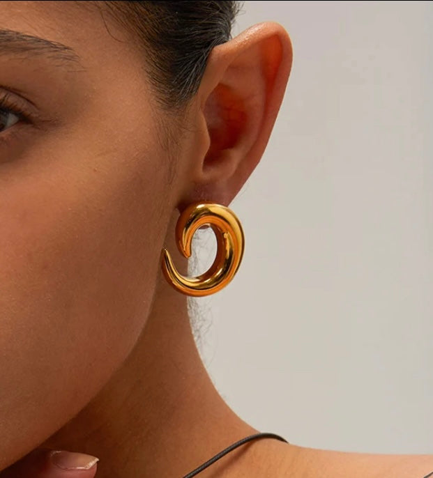 Joyce Swirl Earrings -18K Gold Plated