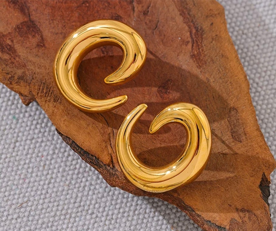 Joyce Swirl Earrings -18K Gold Plated