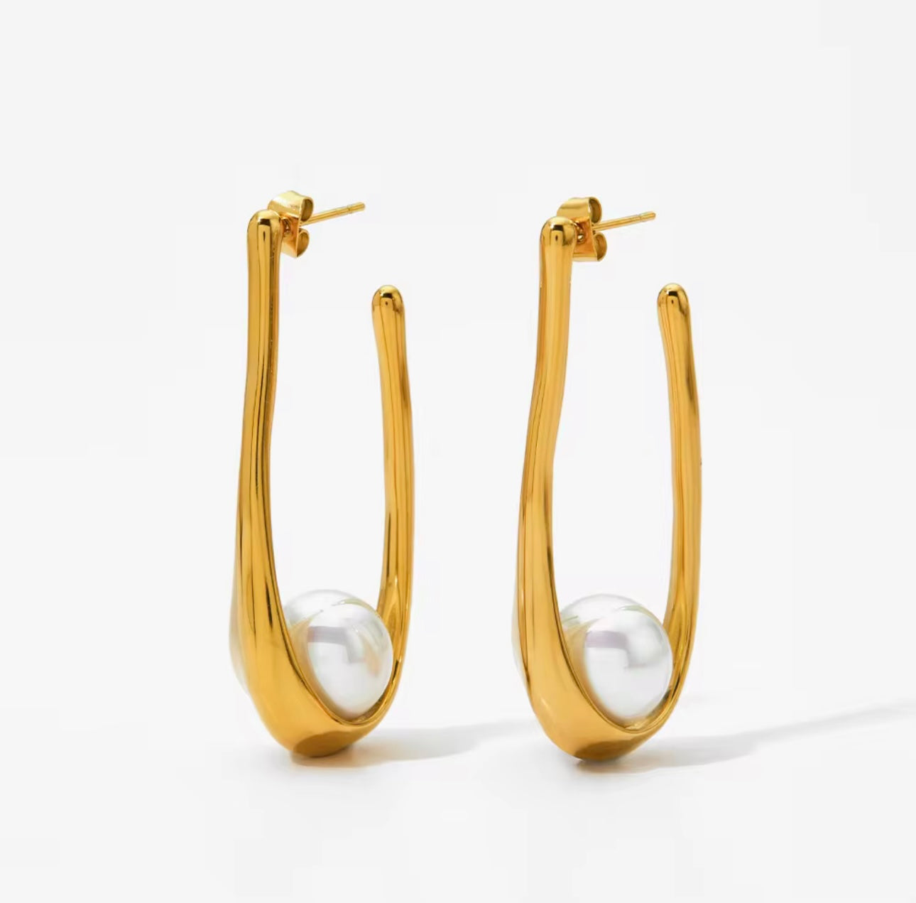Dame Earrings